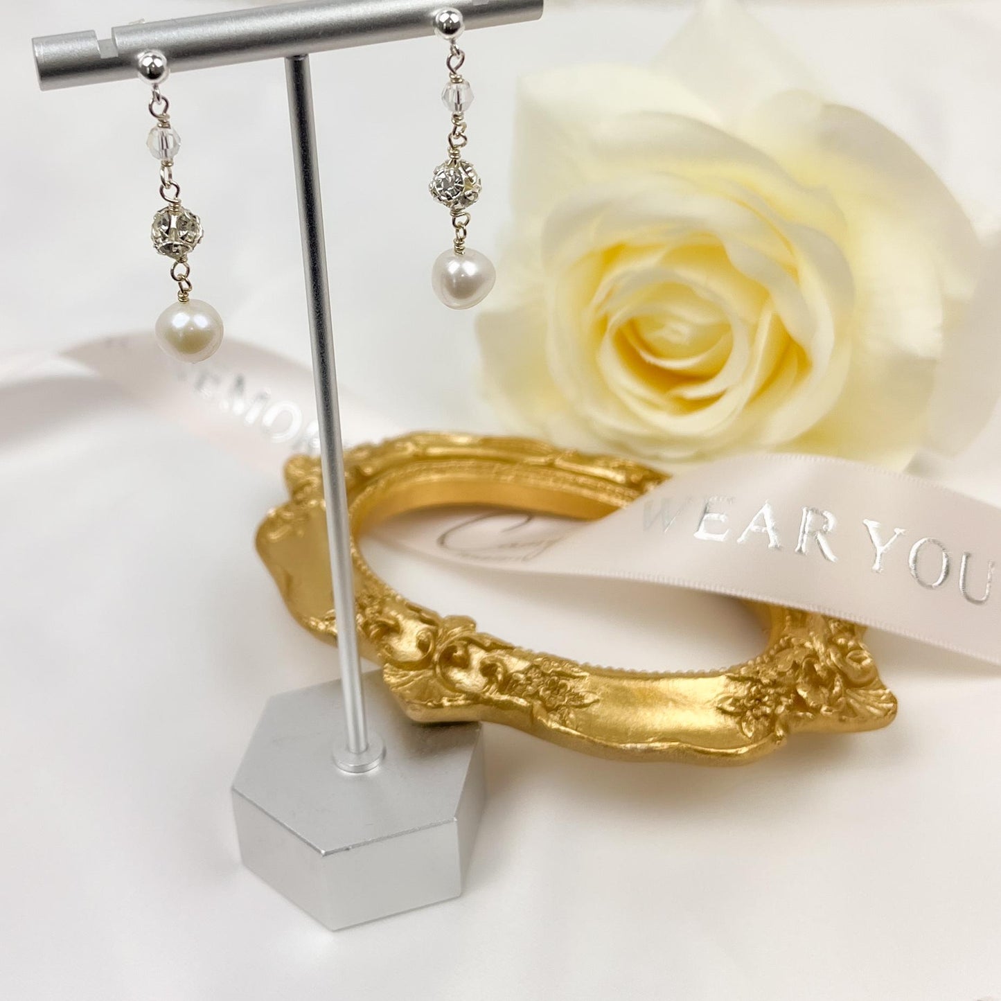 Wedding Jewelry Stunning Dangle Earrings Gold Silver Pearl Handmade Bridal Gift Bride to be Present Heirloom Maid of Honor Proposal Memento