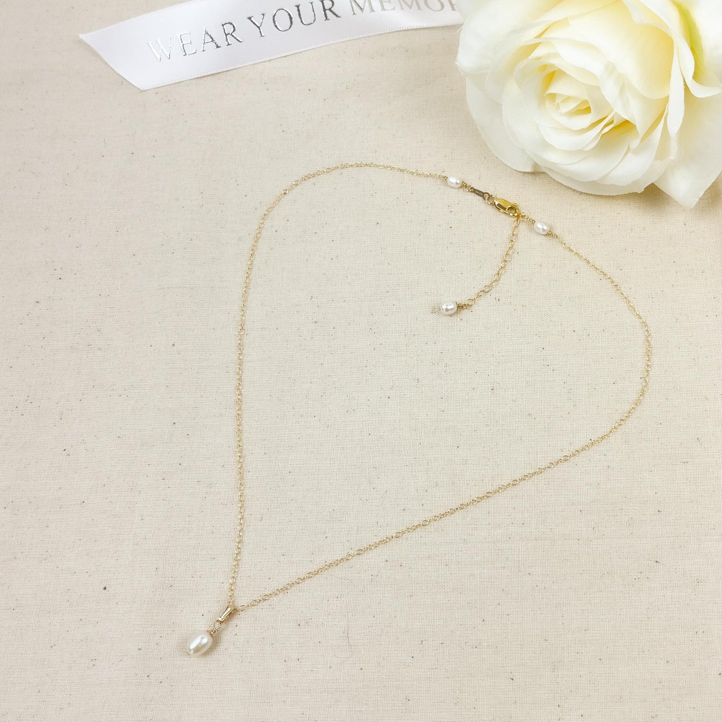Freshwater Pearl Wedding Necklace Gold Silver Bridal Pendant Daughter in Law Mother of the Soon to be Bride Gift from Groom Husband Heirloom