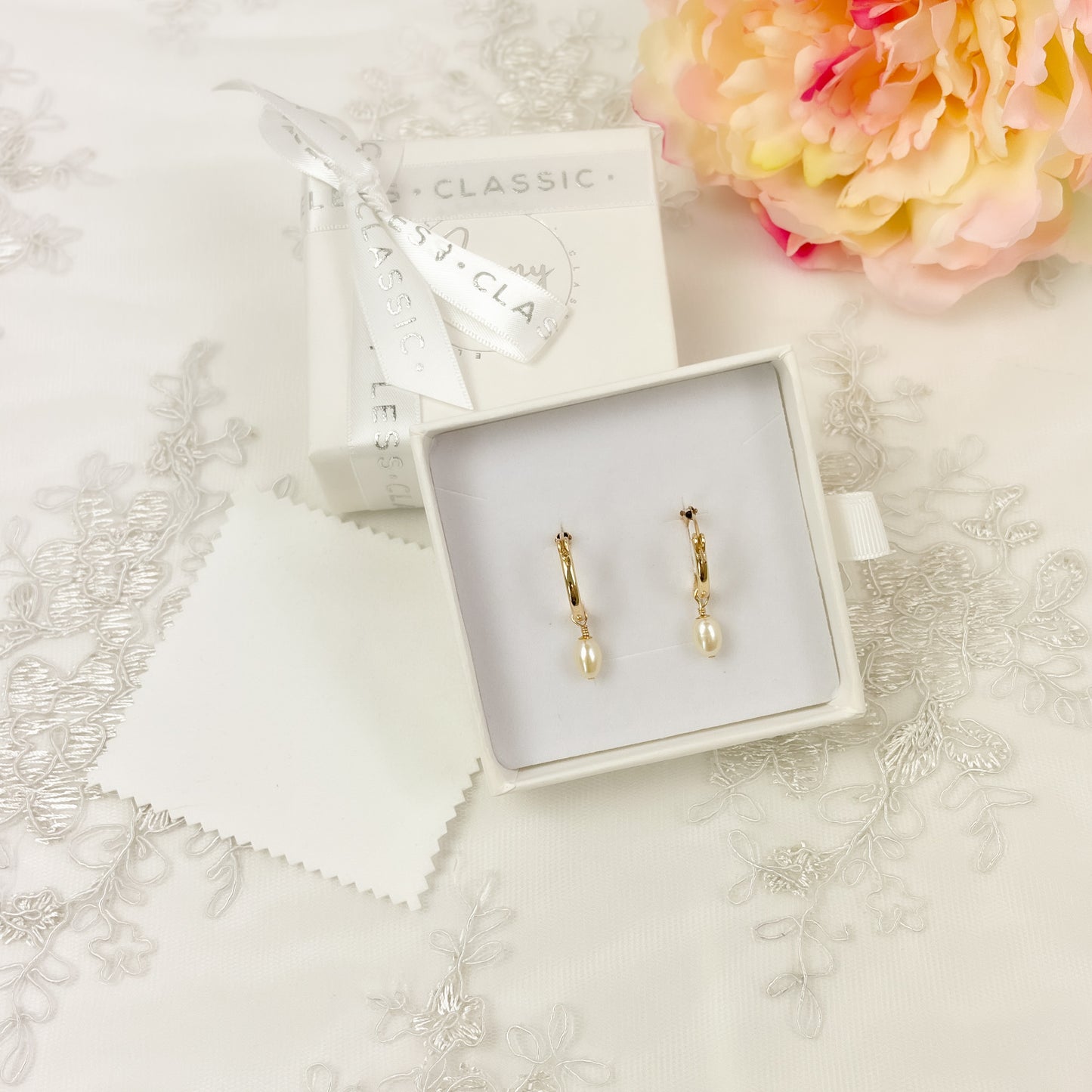 Elegent Dainty Gold Silver Hoop Earrings Real Freshwater Pearl for Women Jewelry Anniversary Gift Graduation Present from Mother to Daughter