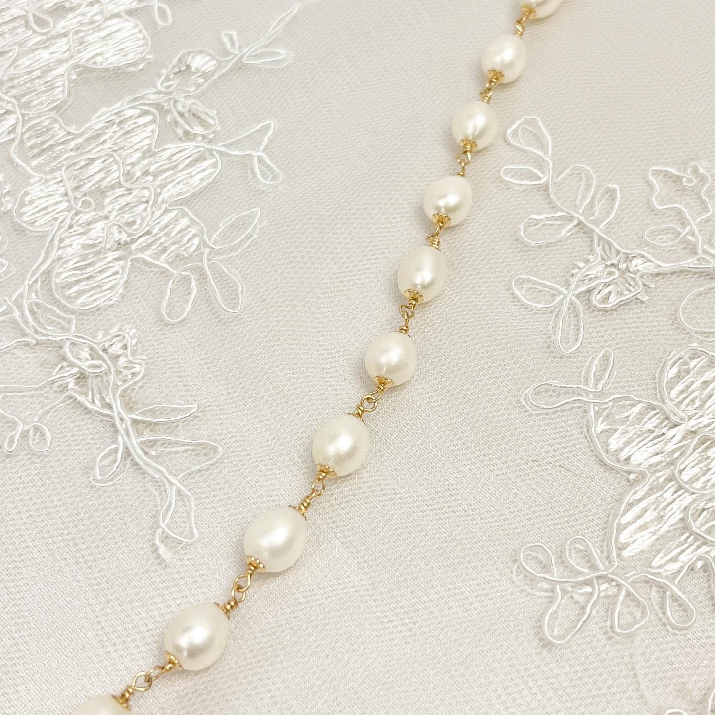 Freshwater Pearl Beaded Bracelet Wedding Jewelry Gold Silver Jewellery Mother of Bride Gift Bridesmaid Proposal Present Bridal Idea Women