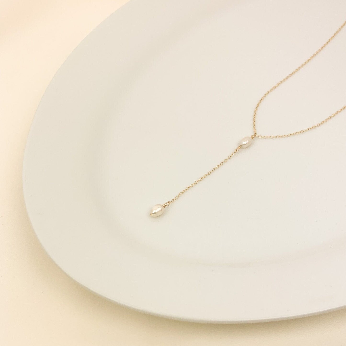 Lariat Y Necklace Freshwater Pearl Wedding Jewelry Gold Silver Bridal Jewellery Gift Idea For Mother of the Bride Handmade Present Dainty