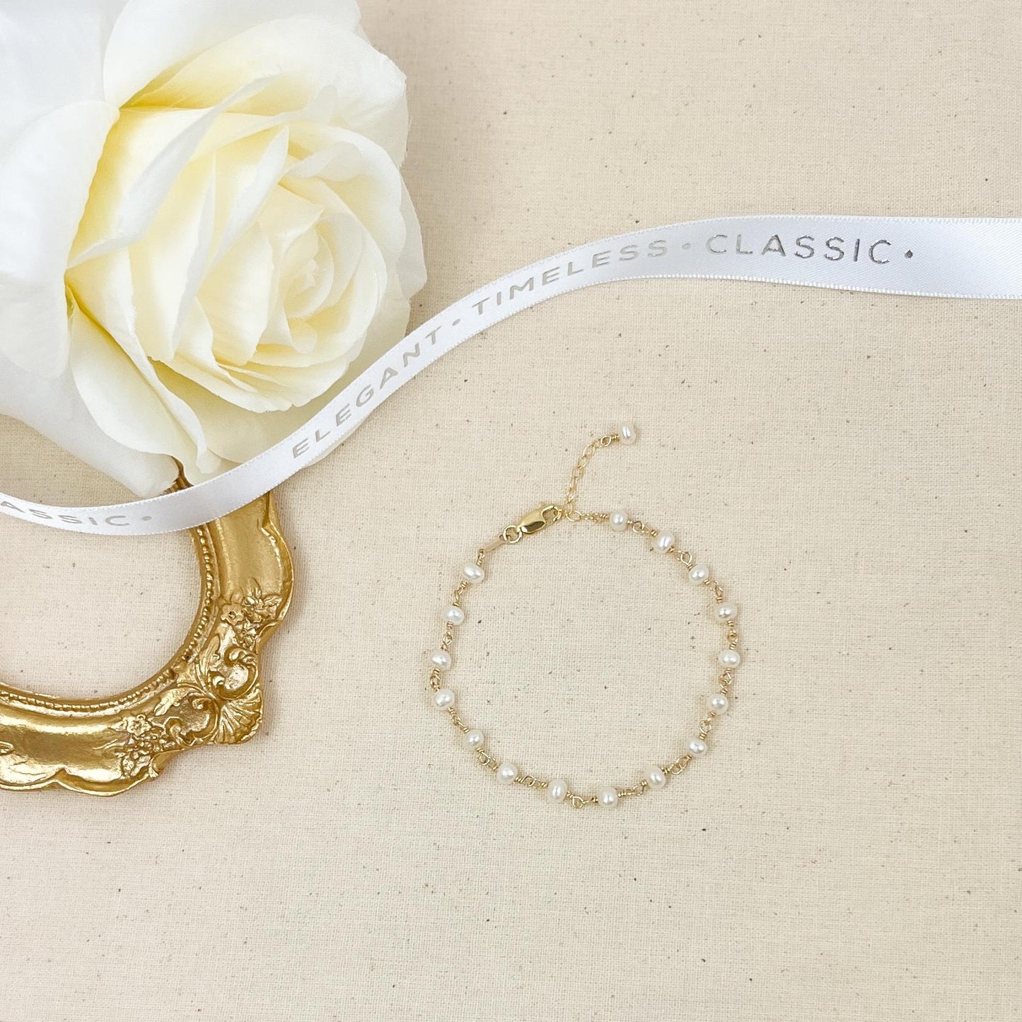 Freshwater Pearl Elegant Beaded Bracelet Gift Idea for Wife Handmade Jewelry Anniversary Present Valentines Day Women Girlfriend Birthday