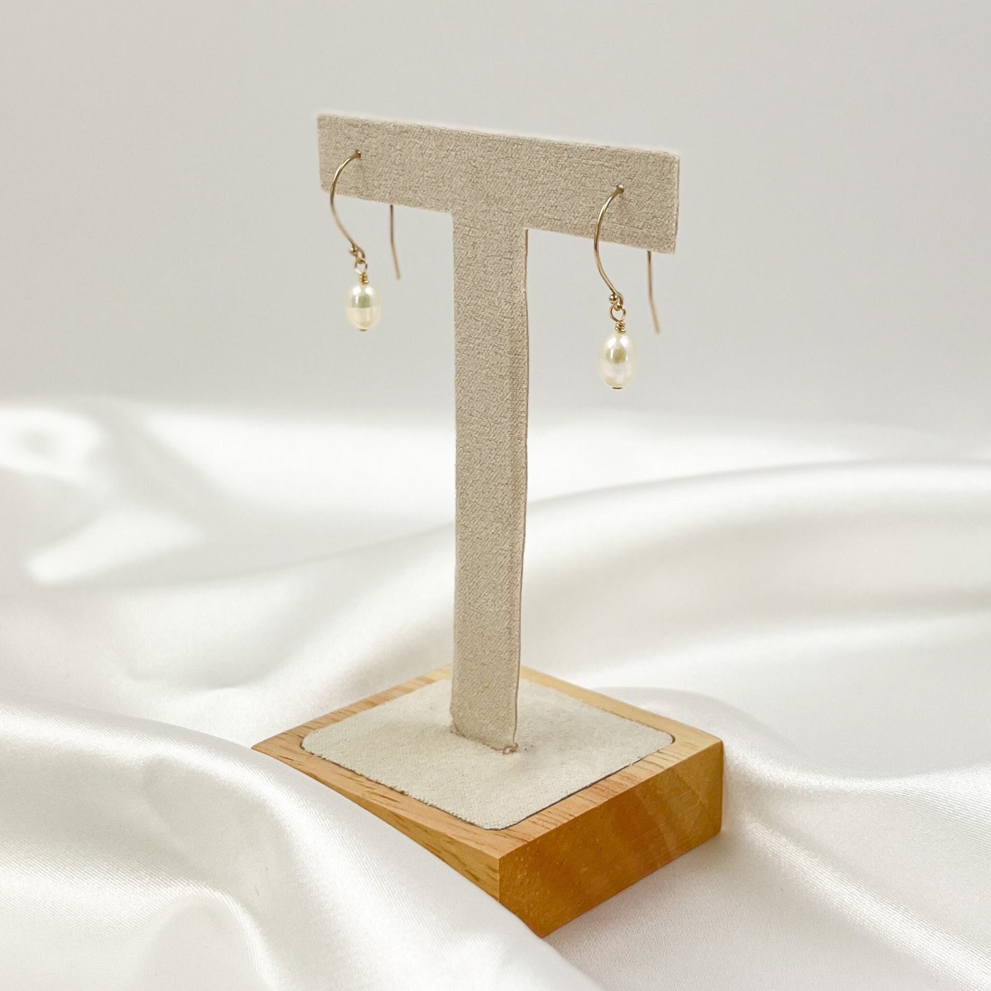 Minimalist Drop Earring Freshwater Pearl Dangle Jewelry Gold Jewellery Silver Gift Idea for Bridesmaid Proposal Bachelorette Present Wedding
