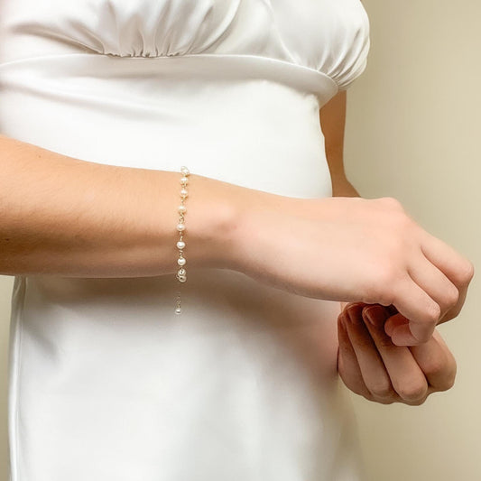 Freshwater Pearl Elegant Beaded Bracelet Gift Idea for Wife Handmade Jewelry Anniversary Present Valentines Day Women Girlfriend Birthday