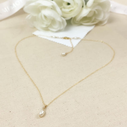 Freshwater Pearl Wedding Necklace Gold Silver Bridal Pendant Daughter in Law Mother of the Soon to be Bride Gift from Groom Husband Heirloom