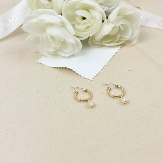Elegent Dainty Gold Silver Hoop Earrings Real Freshwater Pearl for Women Jewelry Anniversary Gift Graduation Present from Mother to Daughter